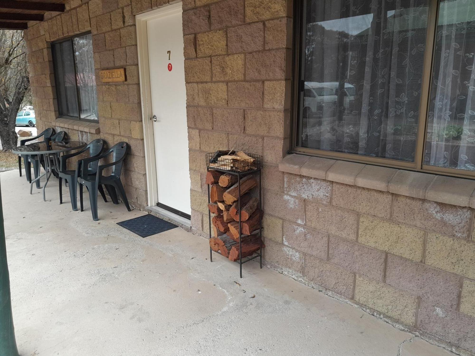 Murray Gardens Motel Stanthorpe Exterior photo
