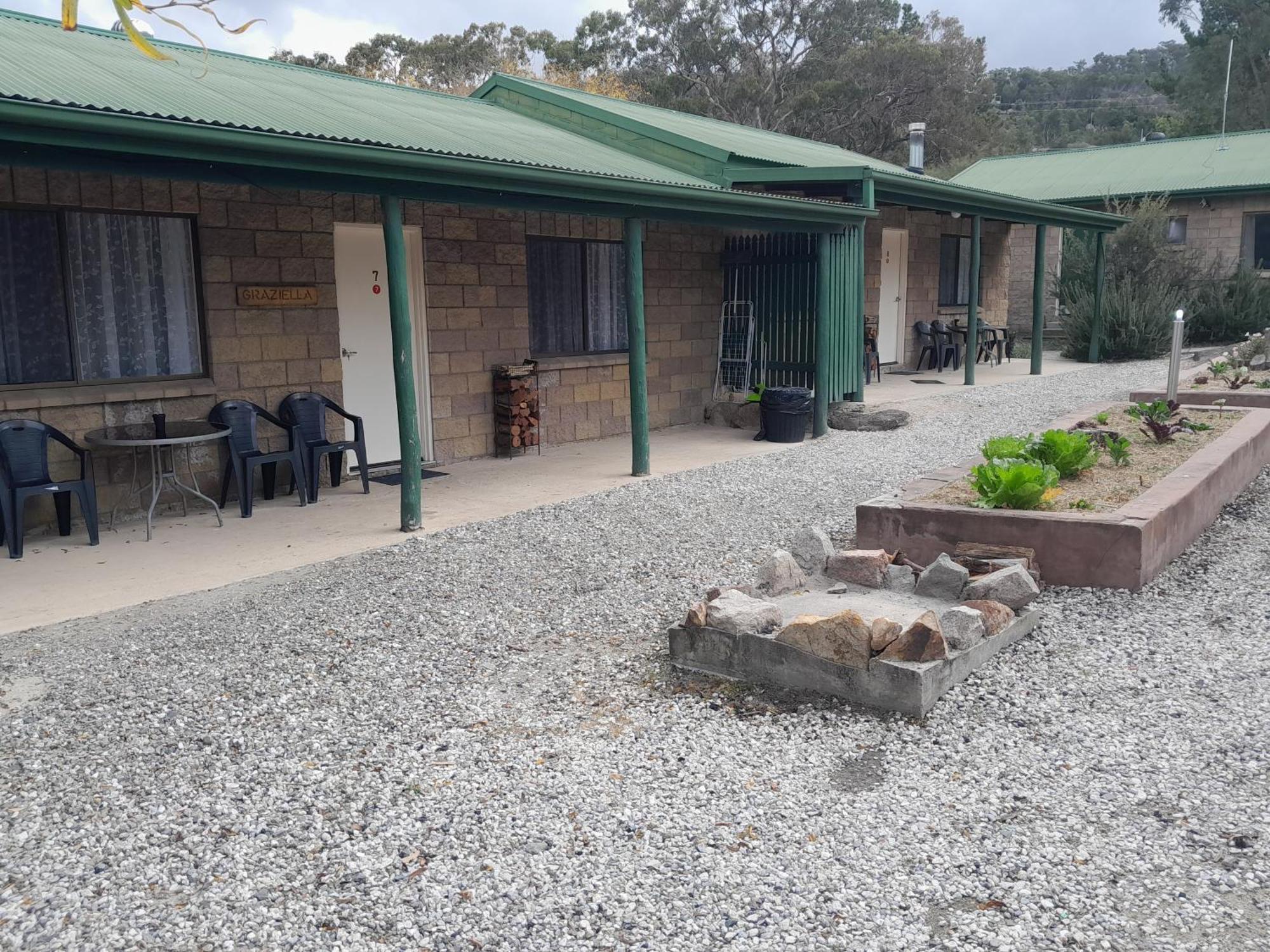 Murray Gardens Motel Stanthorpe Exterior photo