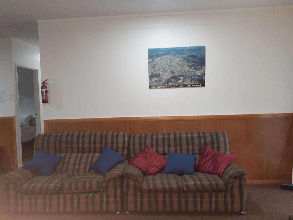 Murray Gardens Motel Stanthorpe Exterior photo